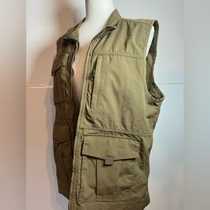 OutdoorLife Utility Fishing Vest Khaki Nylon Zip Pockets S